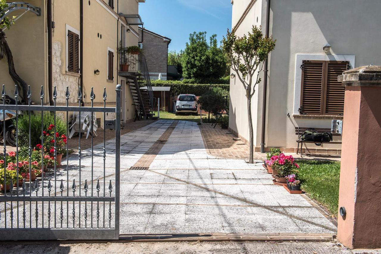 شقة N011 - Numana, Nuovo Bilocale Con Giardino سيرولو المظهر الخارجي الصورة