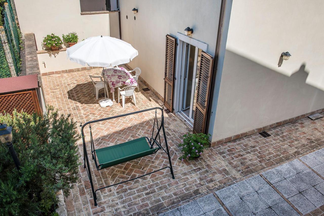 شقة N011 - Numana, Nuovo Bilocale Con Giardino سيرولو المظهر الخارجي الصورة